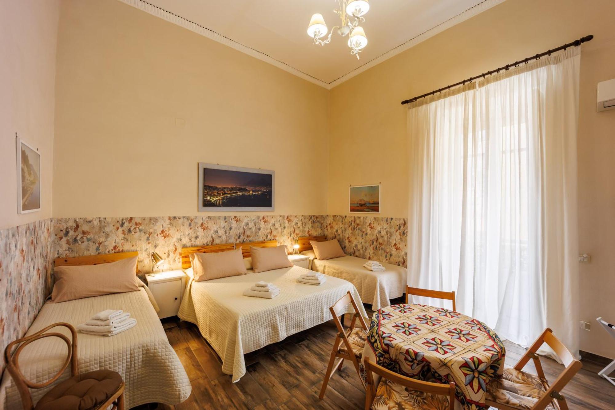 B&B Bella 'Mbriana Simona Naples Extérieur photo